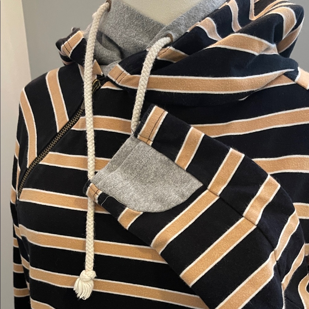 AMPERSAND AVE Black and Cream Striped Drawstring Hoodie   ***FINAL OFFER*** - Picture 2 of 8